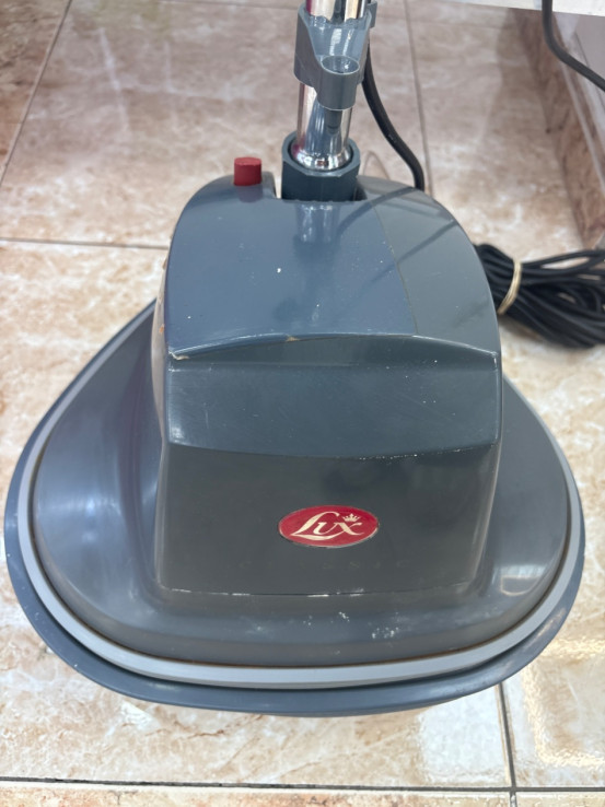 1-1-260122-2-Limpieza Pulidora Enceradora Lux B95