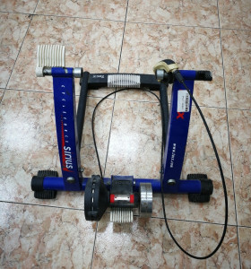 1-1-237914-1-Bicicleta Rodillo De Entrenamiento Tacx Azul