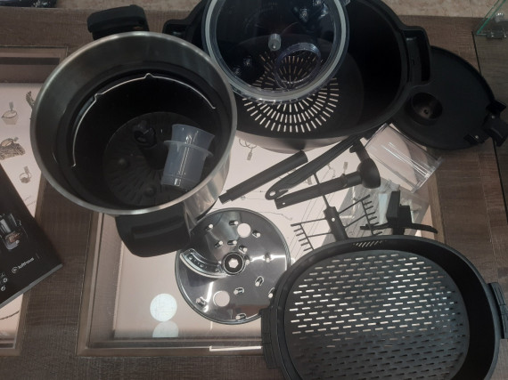 1-1-238934-2-Robot Multifuncion Mastermix Etouch 