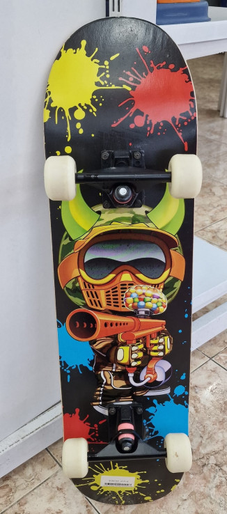1-1-246346-2-Monopatin Skate Csco Gum