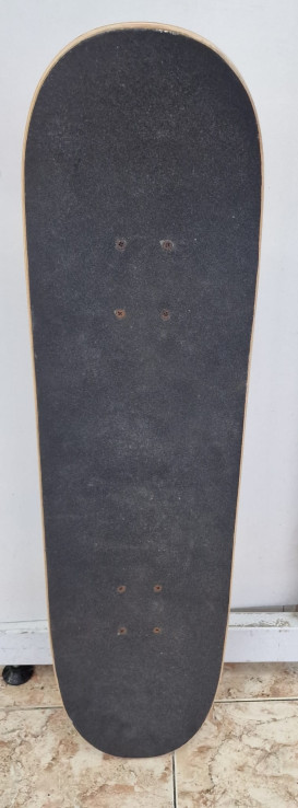 1-1-246346-3-Monopatin Skate Csco Gum