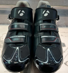 1-1-247763-1-Zapatilla Ciclismo Bontrager Talla 44 Negra Gris