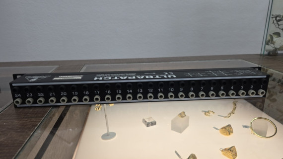 1-1-254069-1-Música Profesional Behringer Ultrapatch PX1000 