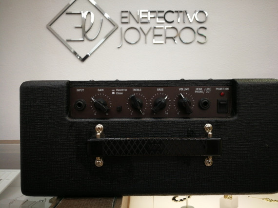 1-1-254446-2-Amplificador Guitarra Vox Pathfinder 10 15w V9106