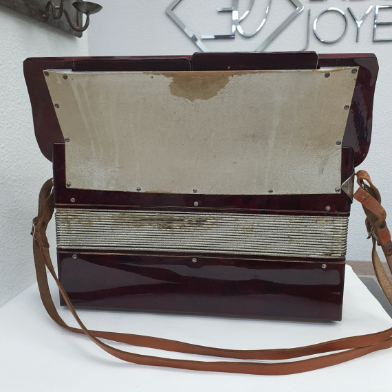 1-1-257083-4-Acordeon Rauner Roja