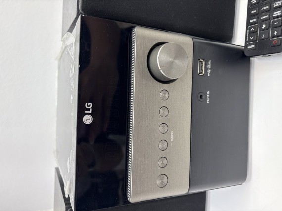 1-1-258935-2-Micro Cadena HiFi Lg Cm 1560 Gris