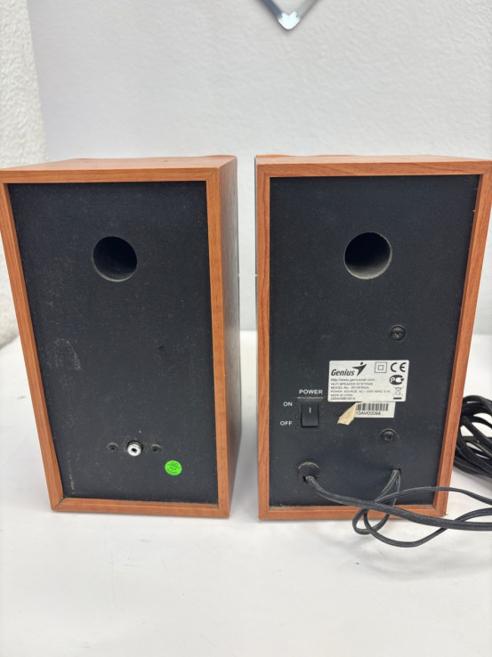 1-1-260136-2-Sonido Altavoces Genius Hf 500a