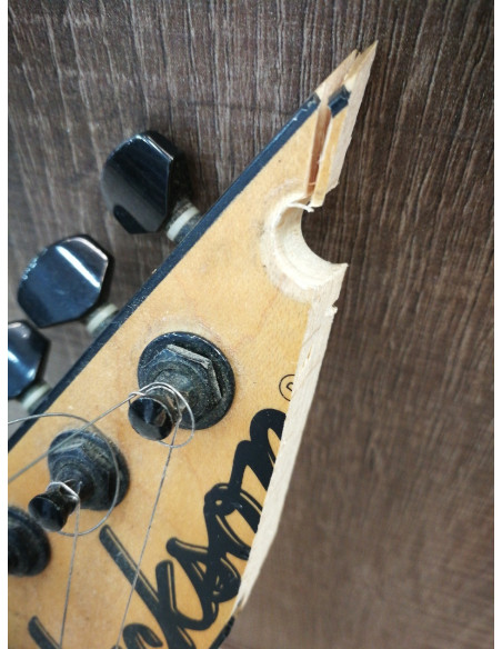 1-1-193811-2-GUITARRA ELECTRICA ROJA JACKSON