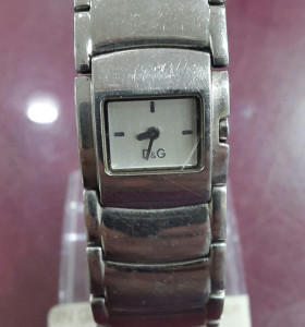 1-1-25882-1- SIN GARANTIA reloj dolce y gabbana