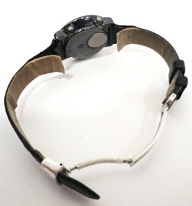 1-1-202896-1-Reloj Junghans Mega de Mujer 2