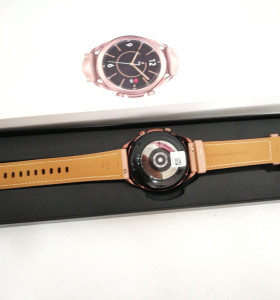 1-1-182655-1-Samsung Galaxy Watch 3 41mm 4G rosa 2