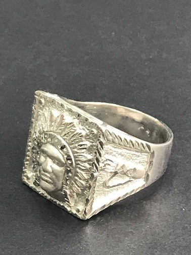 1-1-149897-2-Anillo plata jefe indio cuadrado