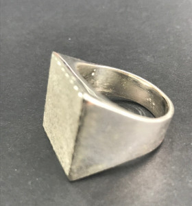 1-1-149904-1-Anillo sello plata liso cuadrado 2
