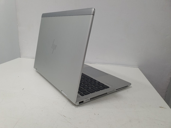 1-1-160457-5-Hp EliteBook 830 G5 Táctil 13 Core i7 8th gen 1,8 GHz - SSD 512 GB RAM 8 GB