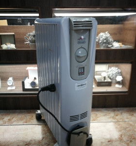 1-1-247095-1-Radiador Electrico De Longui