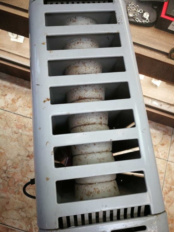 1-1-247095-2-Radiador Electrico De Longui