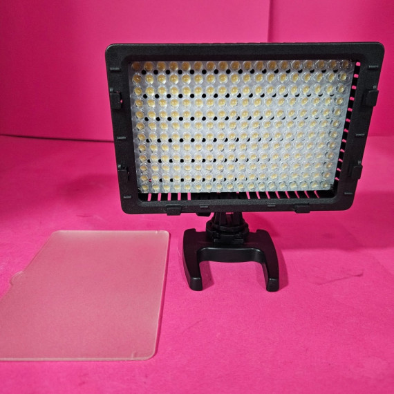 8-8-71113-8-Fotografía Y Videocámaras Iluminador Antorcha Neewer CN-216