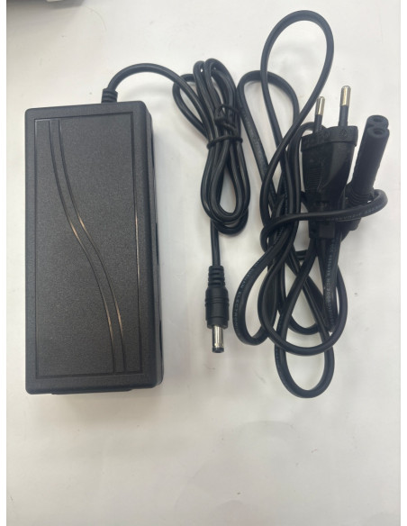 1-1-261231-2-Secadores Manicura Romeo Y Juliette 