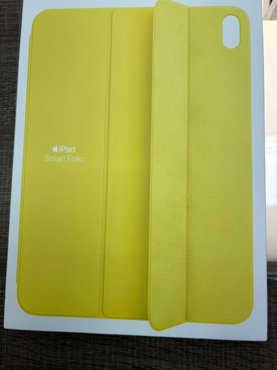 1-1-261308-3-Funda Tablet Smart Folio Ipad 10 Gen Yellow
