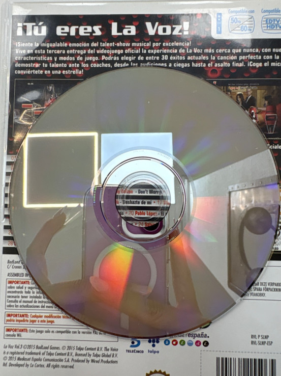1-1-261032-4-Videojuego Wii La Voz Vol.3 2 Microfonos