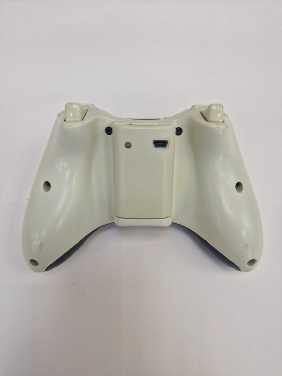 1-1-261535-2-Mando Xbox 360 Blanco