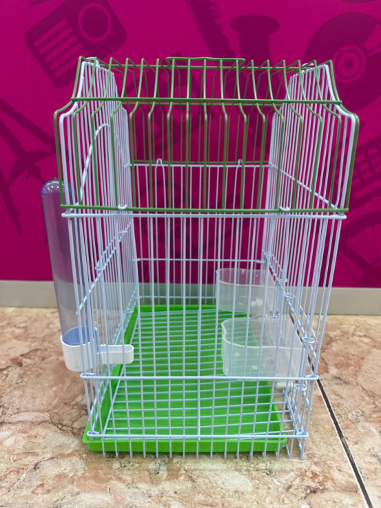 1-1-261828-2-Jaula De Pajaros Con Bebedero Y Comedero (Sin Uso)