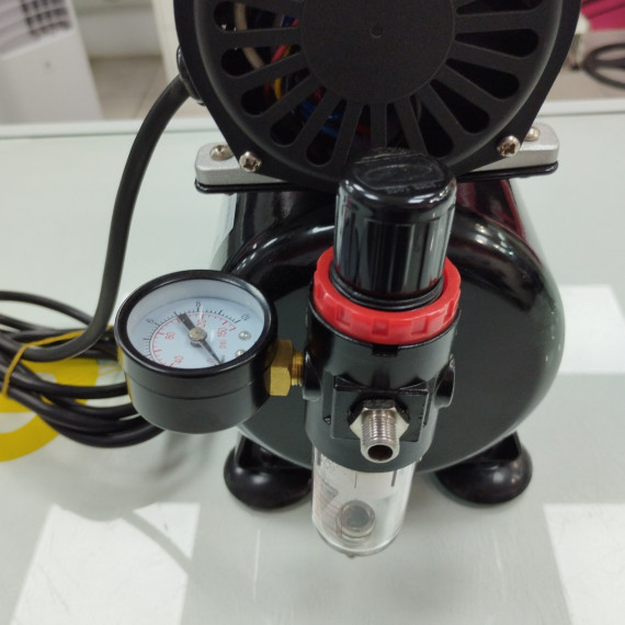 6-6-163609-4-Modelismo Compresor Dismoer D-80