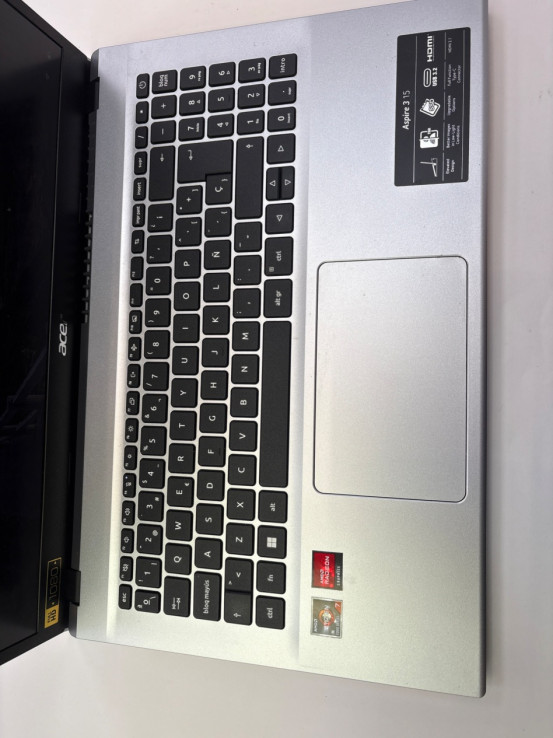 1-1-256942-3-Ordenador Portátil Acer Amd Ryzen 7 5700 1.80Ghz 16 512Gb 225588 