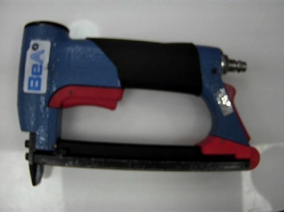 6-6-163646-1-Clavadora Neumatica Bea