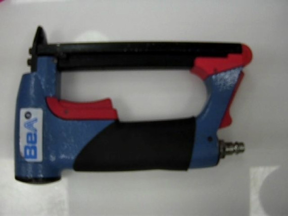 6-6-163646-2-Clavadora Neumatica Bea