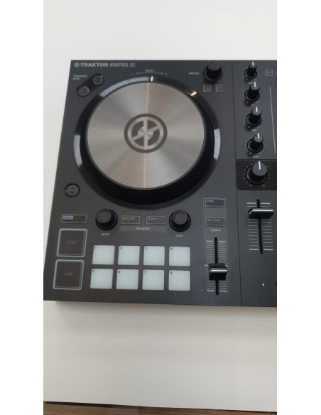 1-1-254118-2-Controlador Traktor S2 Mk3 Negra