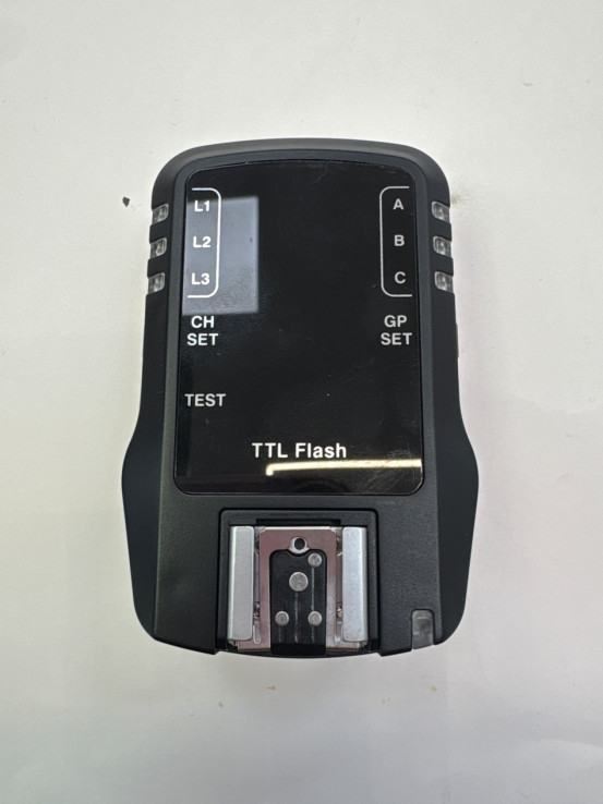 1-1-261554-1-Fotografía Y Videocámaras NEEWER NW622N FSK 2.4Ghz 