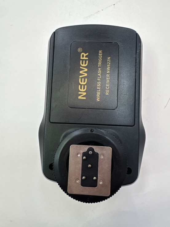 1-1-261554-2-Fotografía Y Videocámaras NEEWER NW622N FSK 2.4Ghz 