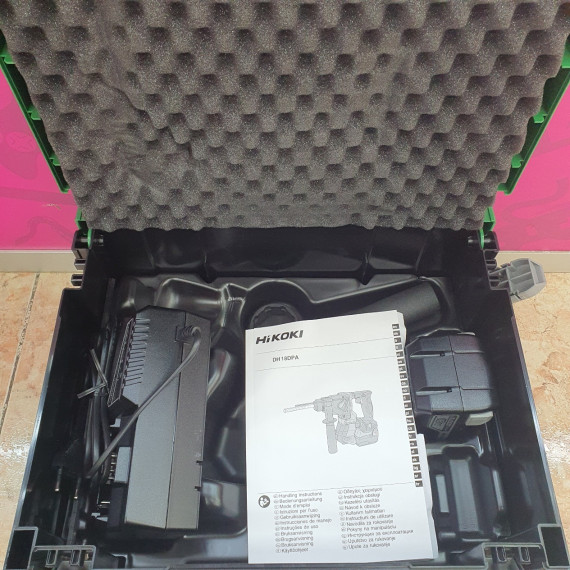 1-1-259946-3-Martillo A Bateria Hikoki DH 18DPA 230V 2Baterias (Sin Uso)