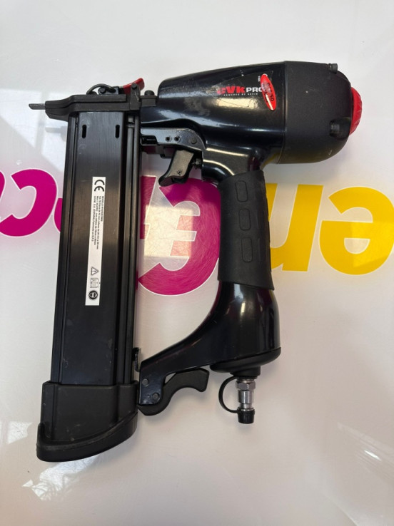 9-9-72553-3-Clavadora Neumatica CEVIK PRO Kombi R16 50 Con Presión Máxima De 7 Bares