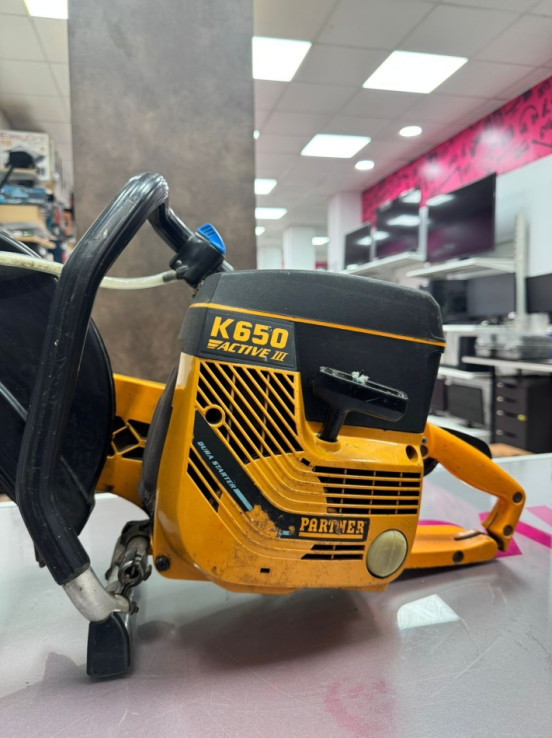 7-7-79864-2-Radial K650 Active III Partner 