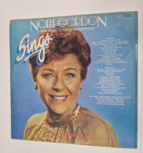 1-1-262387-1-noele gordon 2