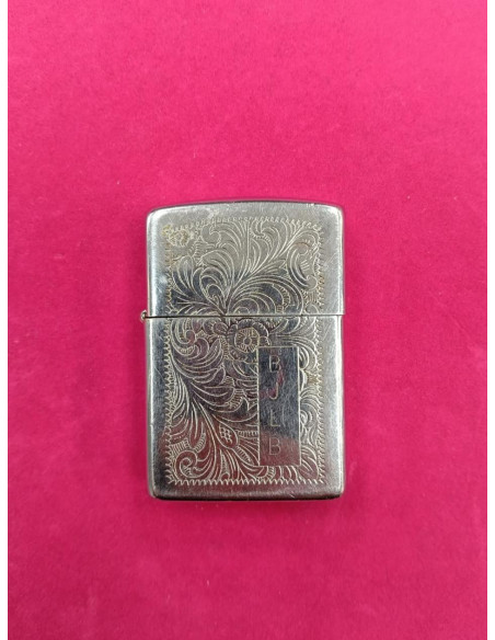 6-6-160169-1-Encendedor ZIPPO