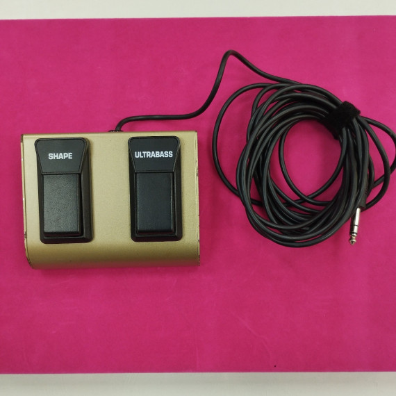 6-6-163730-1-Pedal Efectos Behringer FS 112 T