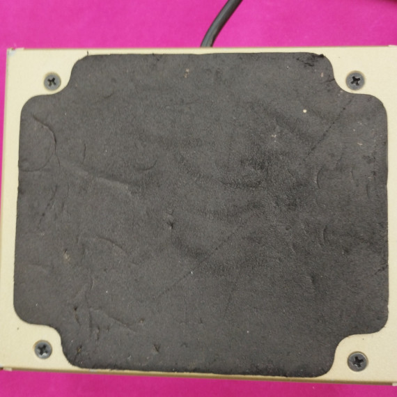 6-6-163730-6-Pedal Efectos Behringer FS 112 T