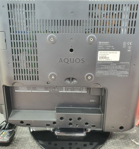 1-1-261180-1-Televisor LCD Sharp Aquos LC-20S5E-BK 2