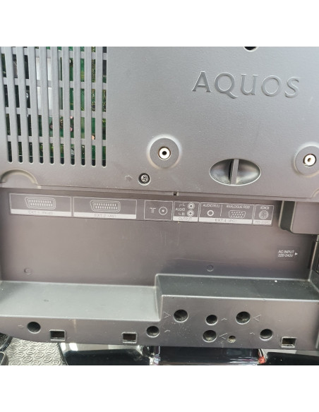 1-1-261180-3-Televisor LCD Sharp Aquos LC-20S5E-BK