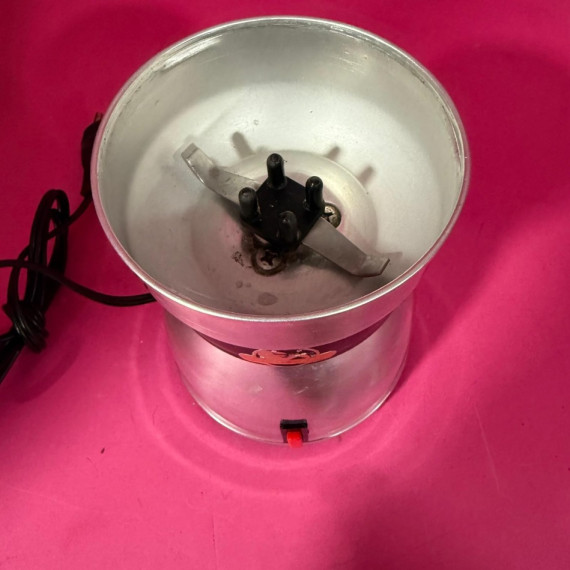 8-8-72596-3-Molinillo Cafe Taurus Vintage