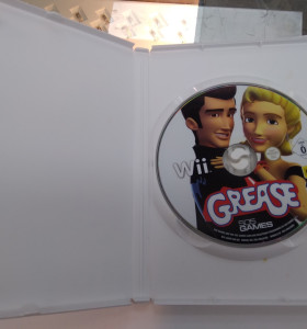 9-9-56693-1-Videojuego Wii GREASE 2