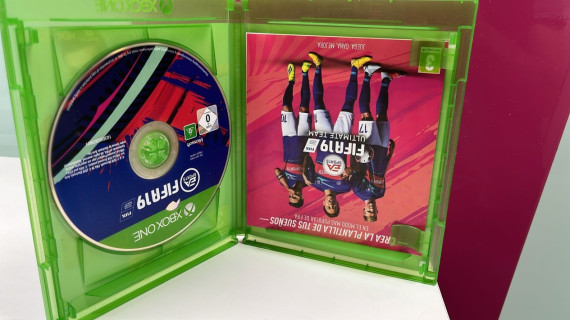 9-9-61554-2-Videojuego Xbox One FIFA 19