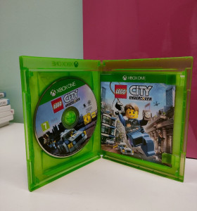 9-9-67287-1-Videojuego Xbox One lego city undercover