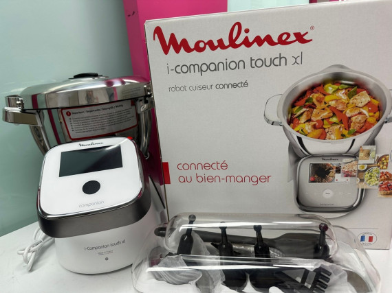 9-9-62248-2-Robot Multifuncion Companion Touch Xl