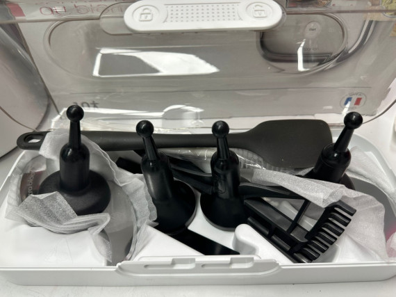 9-9-62248-4-Robot Multifuncion Companion Touch Xl