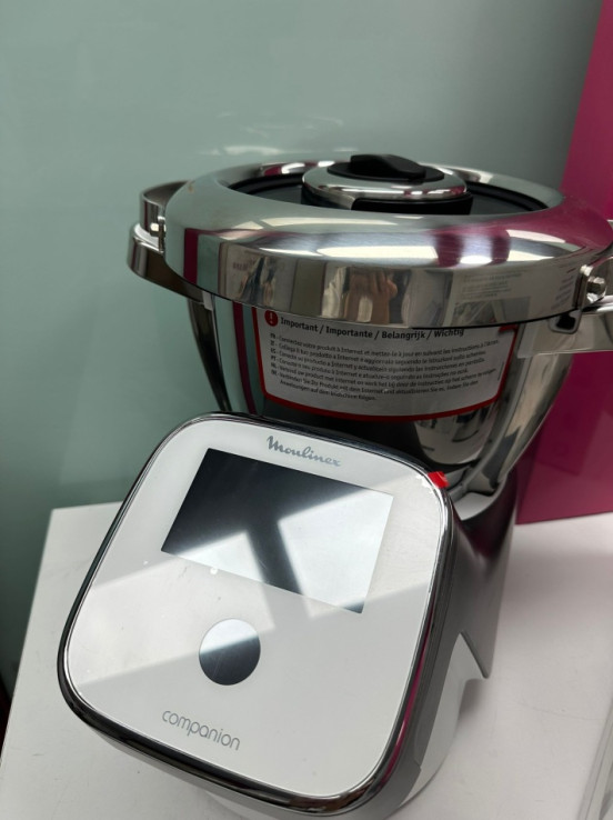 9-9-62248-5-Robot Multifuncion Companion Touch Xl