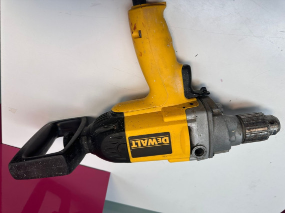 9-9-67716-4-Batidora De Obra De Walt D21520